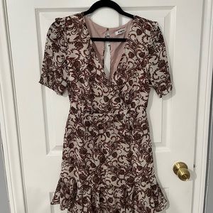 BB Dakota dress size small